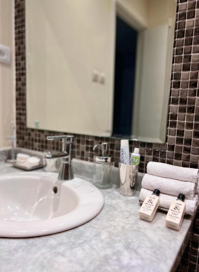 Bed & Breakfast In Designer Appartement Casablanca Exterior photo